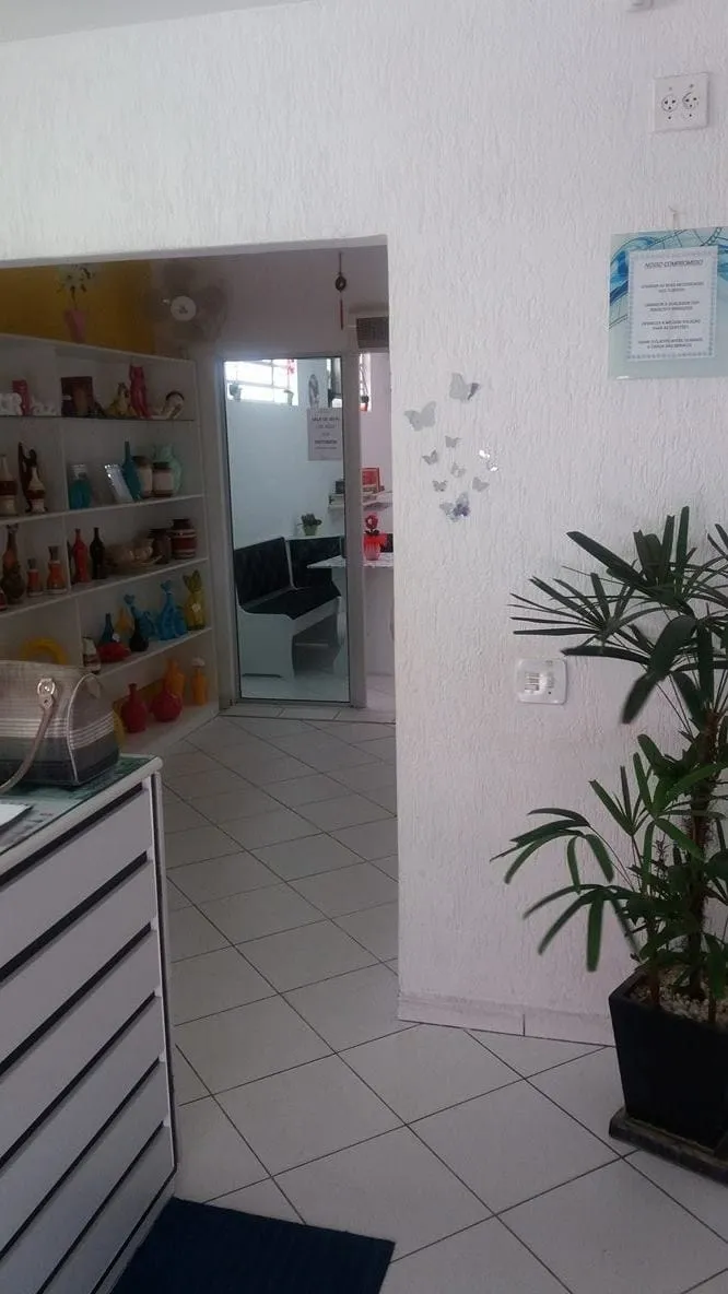 Imagem Comercial à venda 6 Quartos, 3 Vagas, 250M², Parque Jaraguá, Taubaté - SP