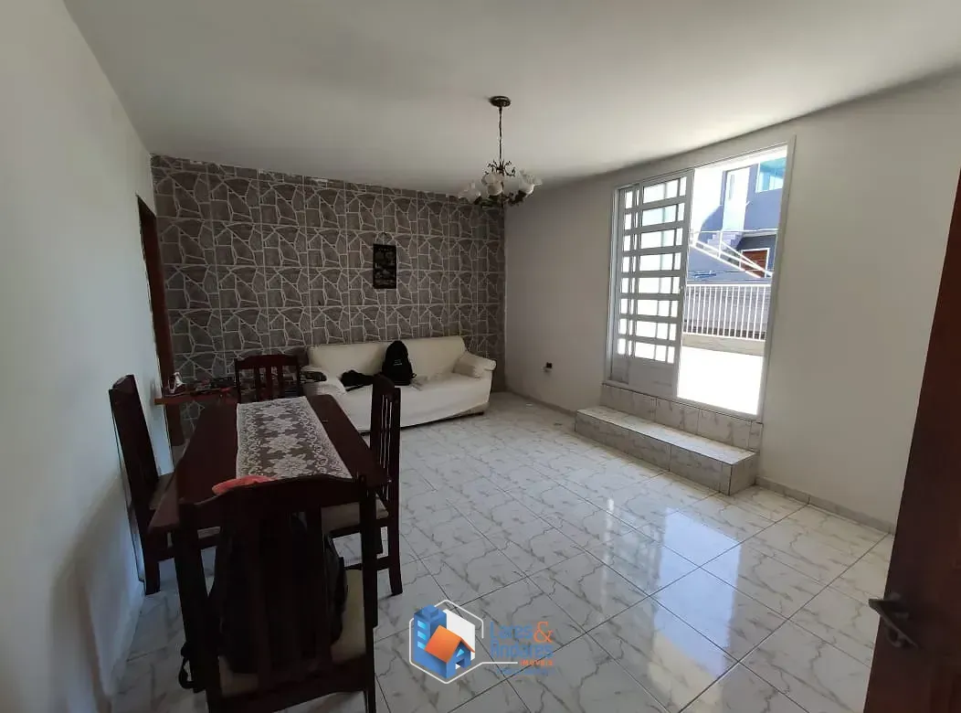 Imagem Casa para venda em Vila Império com 4 quartos, sendo 3 suítes, 157m²