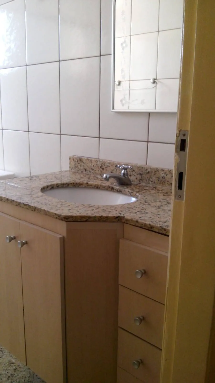 Imagem Apartamento com 3 quartos à venda no Jardim das Nações.