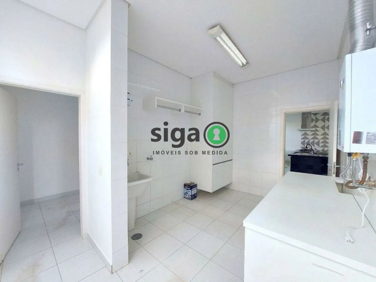 Imagem Casa em condomínio fechado na Granja Viana 4 suites 4 vagas