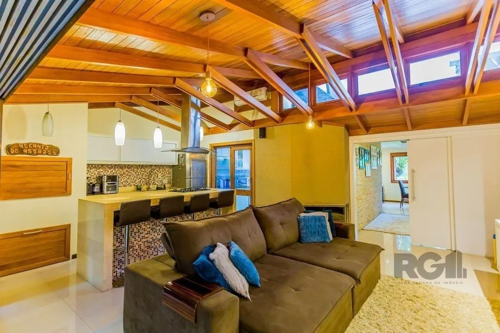 Imagem Casa em condomínio de 155m², 3 dormitórios, 4 vagas no bairro Espírito Santo