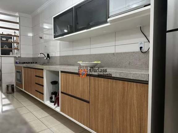 Imagem Apartamento com 2 dormitórios à venda, 76 m² por R$ 490.000,00 - Mirim - Praia Grande/SP