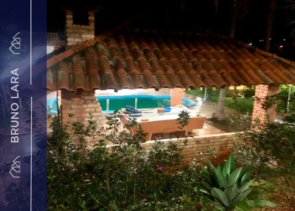 Foto do imóvel Sítio com 3 dormitórios à venda, 2520 m² por R$ 550.000,00 - Varginha - Igarapé/MG
