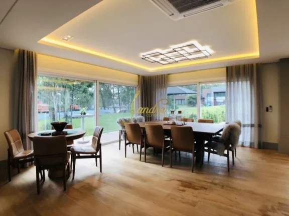 Imagem Lindo sobrado no Aspen Mountain de Gramado com 05 suítes mobiliado e decorado