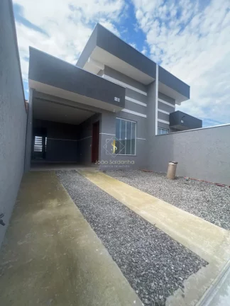 Foto do imóvel Casa em Guaratuba, Bairro Coroados 200 metros do mar, com Piscina. em Av União da Vitória