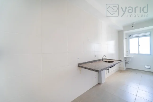 Imagem Imperdível! Apartamento à venda em Jundiaí-SP, no bairro Medeiros, com 2 quartos, 1 suíte, 1 sala, 2 banheiros, 2 vagas, 67m².