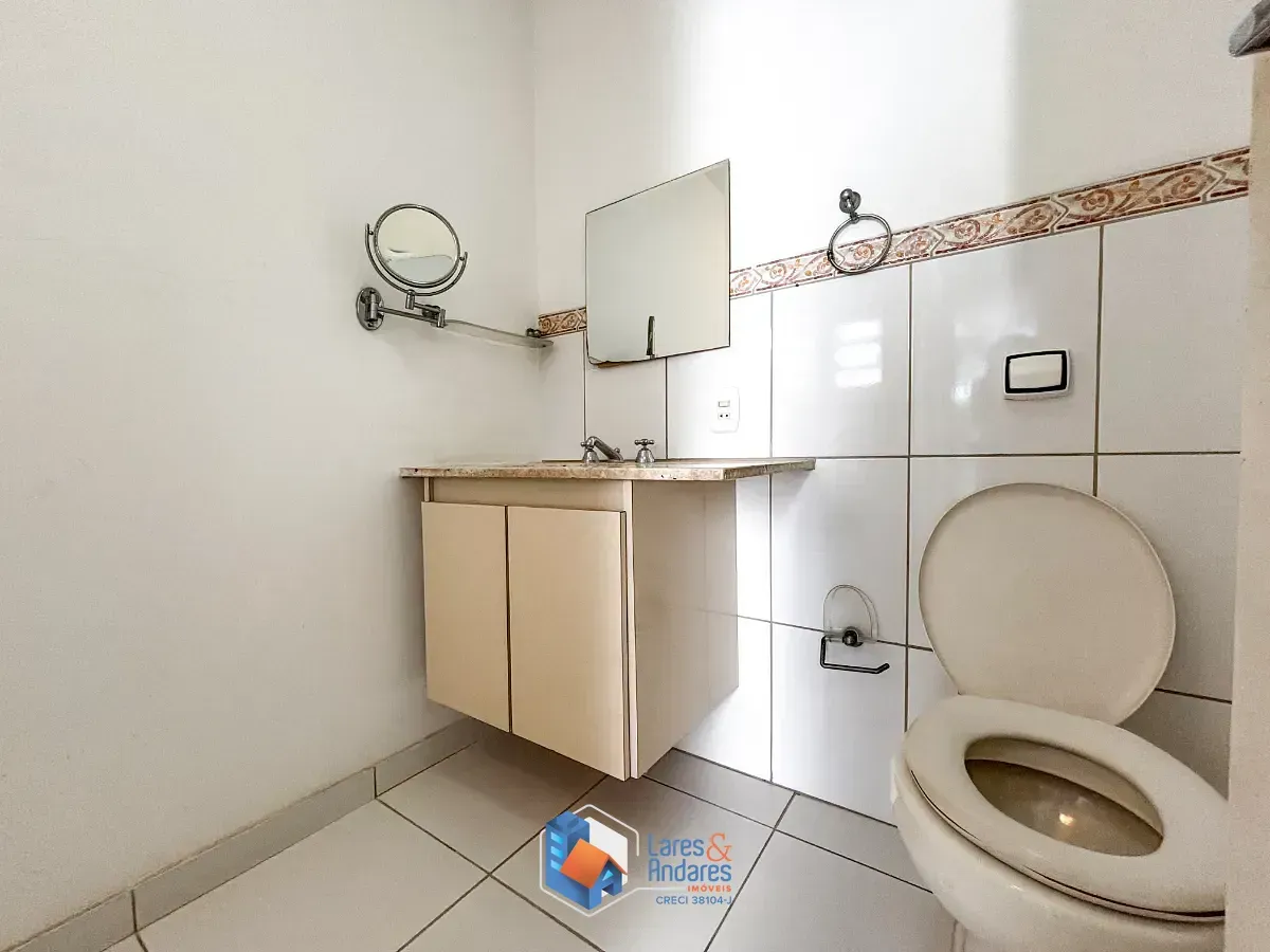 Imagem Sobrado para venda em Jardim Hípico com 3 quartos, sendo 1 suíte, 143m²