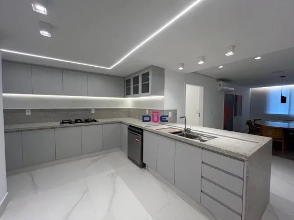 Imagem Apartamento com 4 dormitórios à venda, 223 m² por R$ 2.590.000 - Boqueirão - Santos/SP