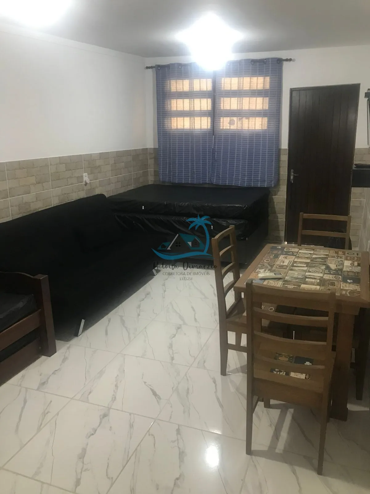 Ótima kitnet a apenas 100m da Praia das Toninhas
