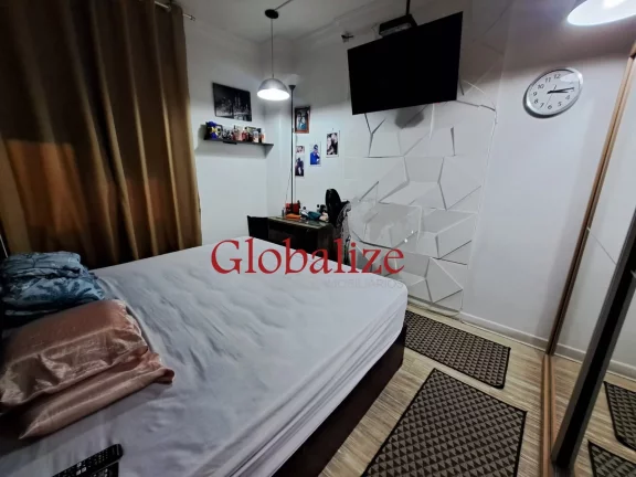 Imagem Apartamento à venda com 94m², 2 quartos, dependência, varanda de frente por R$580.000,00 no Gonzaga em Santos