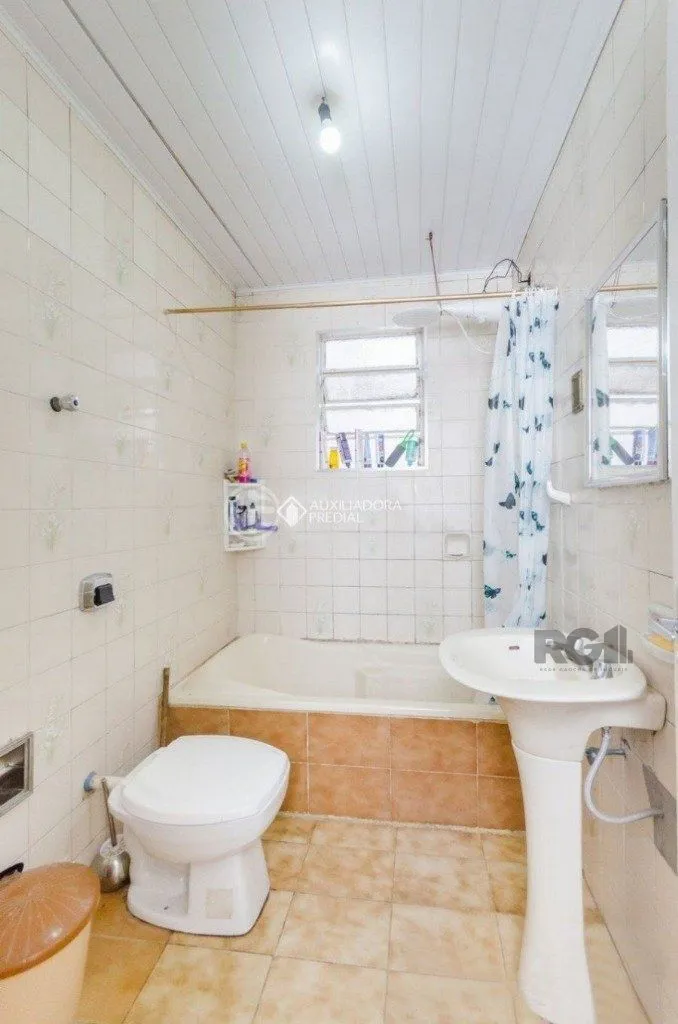 Imagem casa - 4 dorm - 3 vagas - 280 m² - Teresópolis