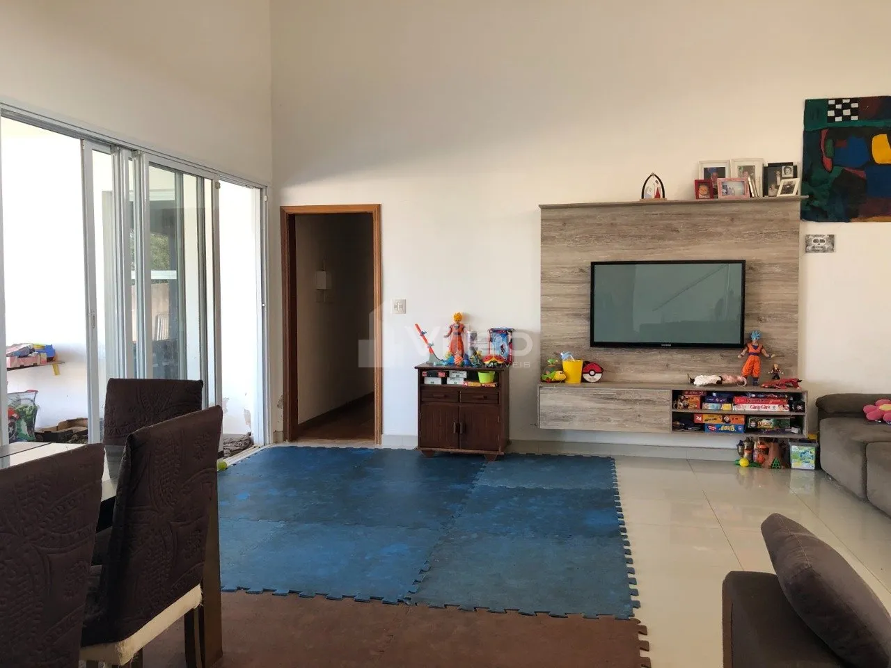 Imagem Apresentamos esta excelente casa térrea localizada em um dos condomínios mais exclusivos de Soroca...