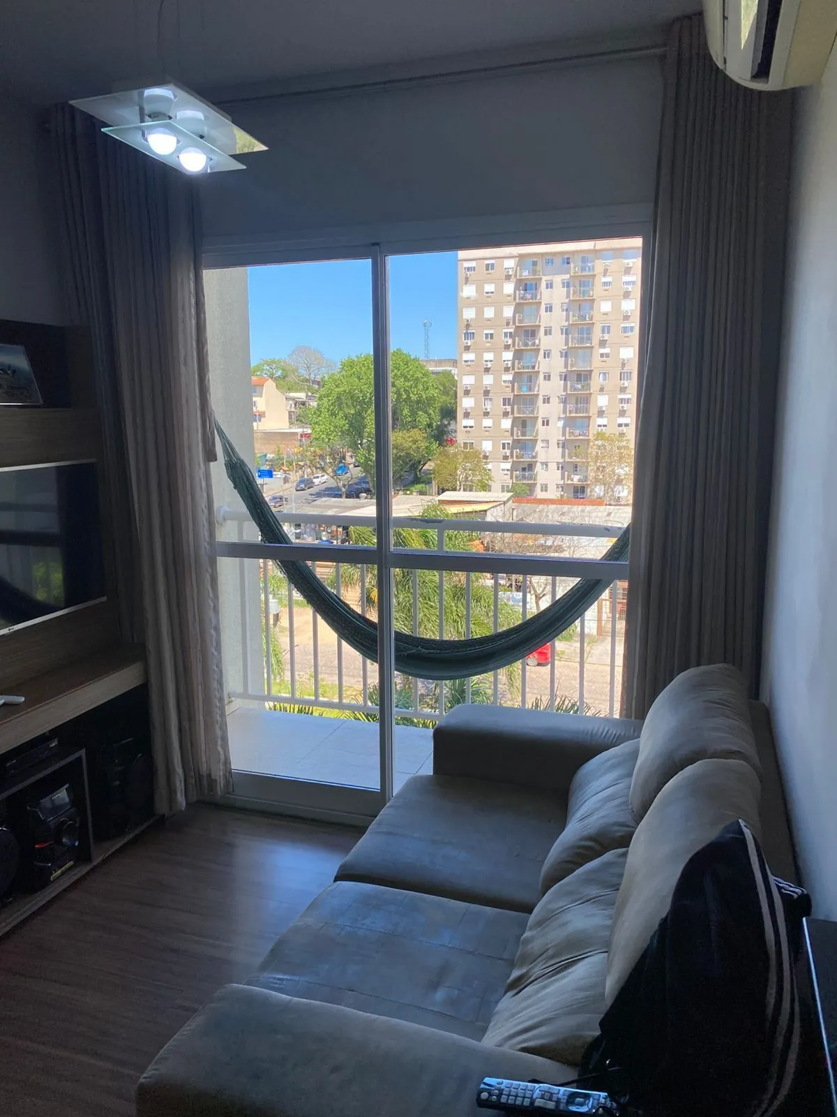 Imagem Apartamento para Venda - 56m², 2 dormitórios, sendo 1 suites, 1 vaga - Camaquã
