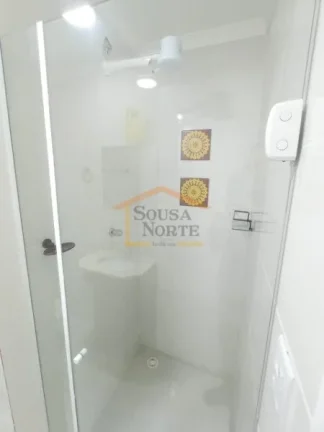 Imagem Apartamento com 40m² com 2 dormitórios, 1 banheiro, sala para dois ambientes, varanda, cozinha com...