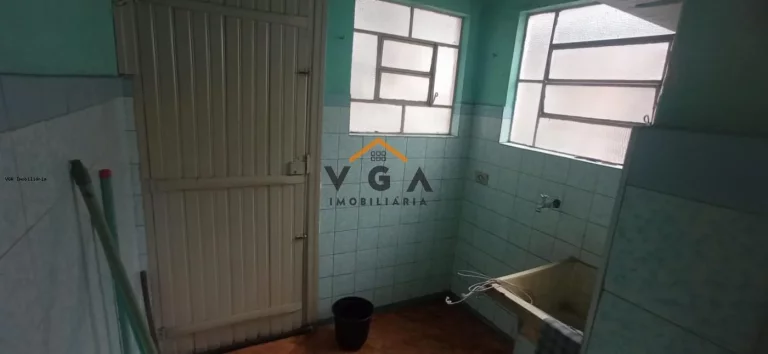Imagem Casa para Venda em São Paulo, Vila Ré, 3 dormitórios, 2 banheiros, 4 vagas