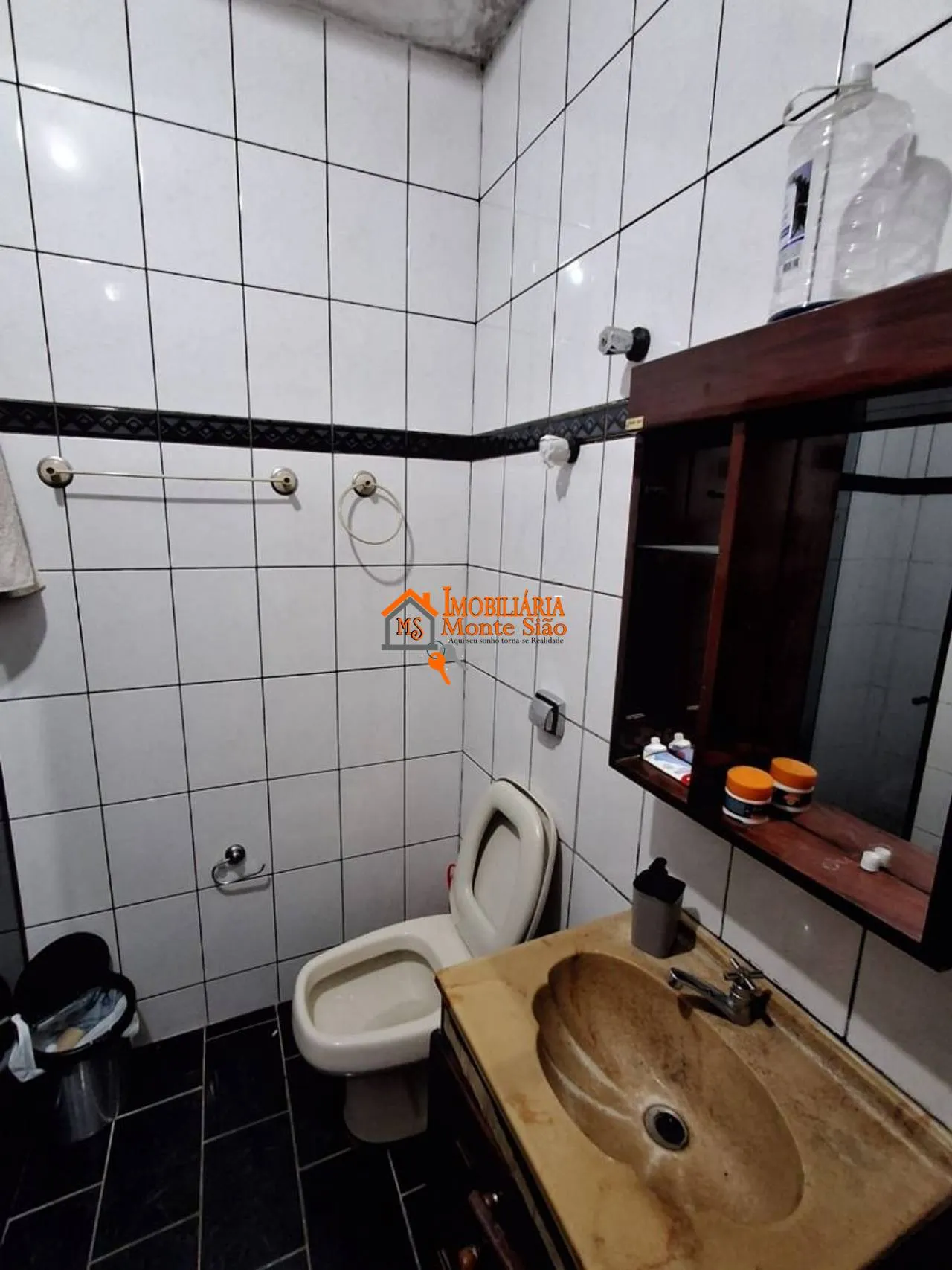 Imagem Casa com 3 dormitórios à venda, 310 m² por R$ 650.000,00 - Picanco - Guarulhos/SP