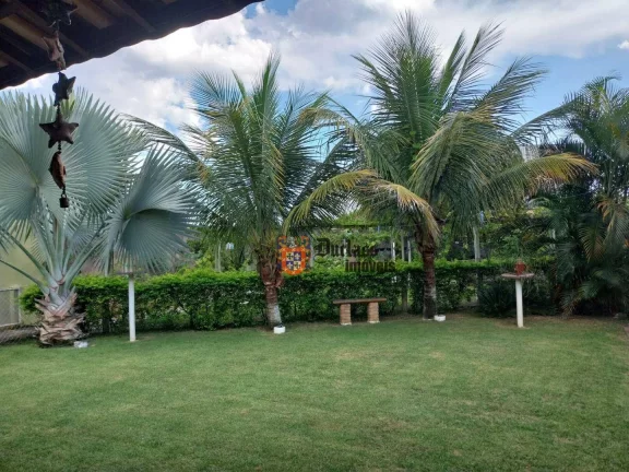 Imagem Chácara com 2 dormitórios à venda, 900 m² por R$ 852.000,00 - Granja Bela Vista - Taubaté/SP
