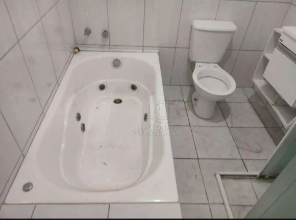 Imagem Sobrado para Alugar com 96m², 3 dormitórios, 1 sala e 2 vagas!!!