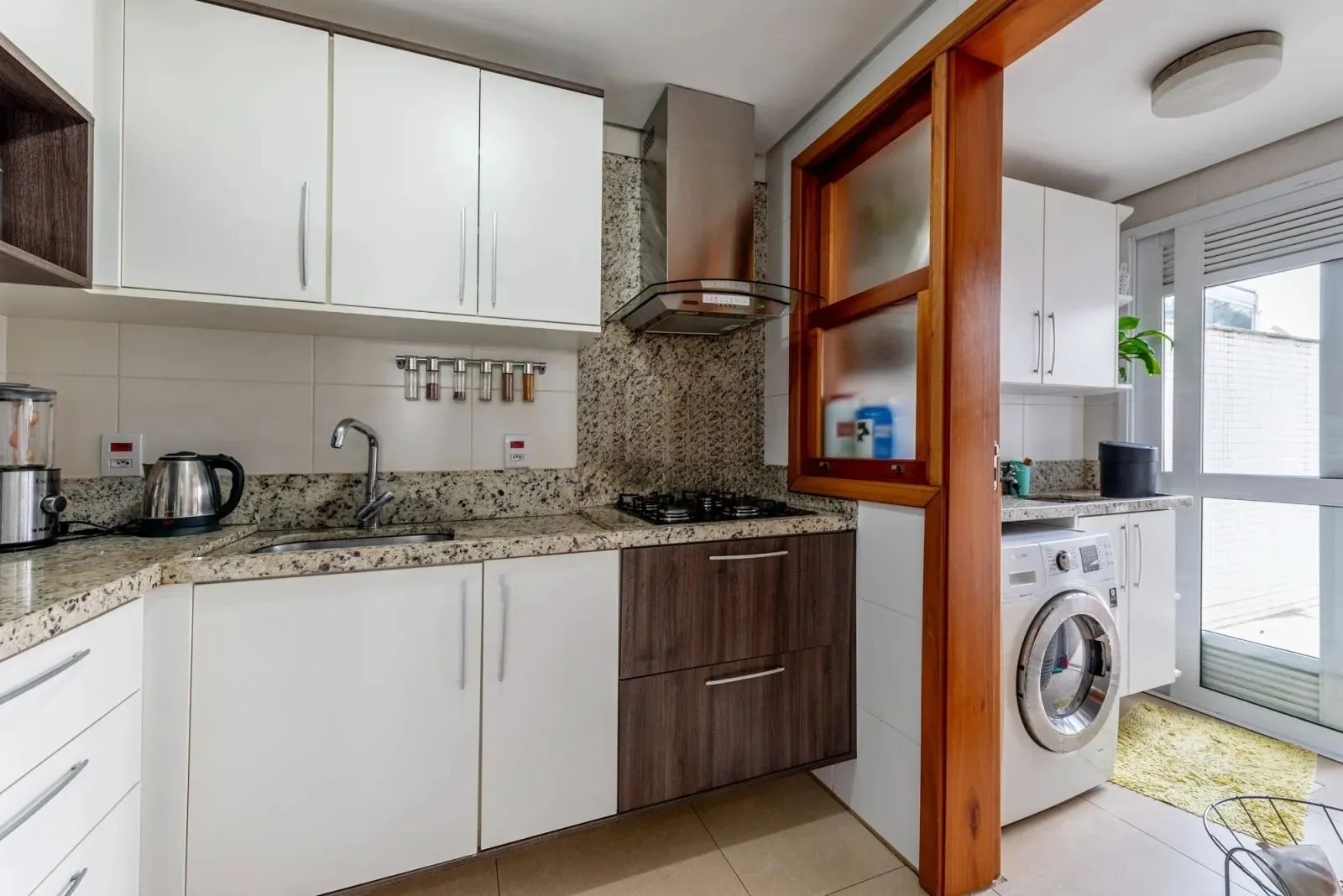 Imagem Apartamento Garden à venda com 3 quartos, 108m², 1 suíte, 2 vagas, Avenida Doutor Nilo Peçanha no bairro Chácara das Pedras