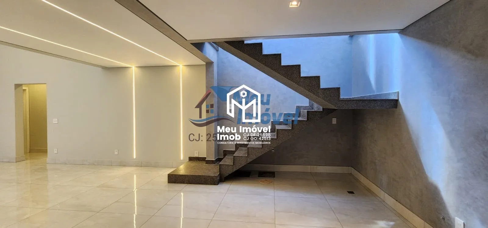 Imagem Recantos dos Sabia Casa 3 Quartos 3 Suítes 2 Vagas 300m²