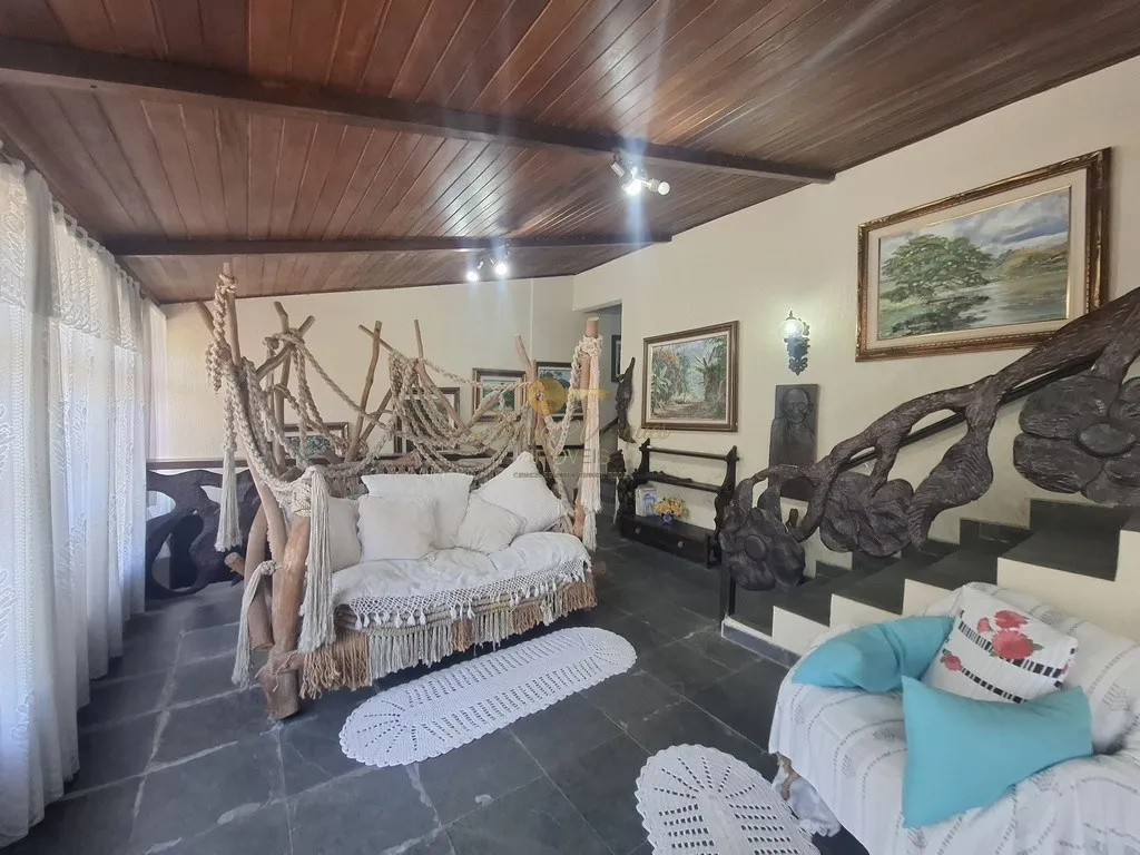 Imagem Casa para Venda em Teresópolis / RJ no bairro Santa Cecília