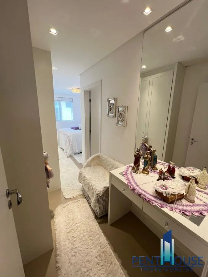 Imagem Apartamento Zona Central para Venda em Balneário Camboriú, CENTRO, 3 dormitórios, 3 suítes, 4 banheiros, 3 vagas