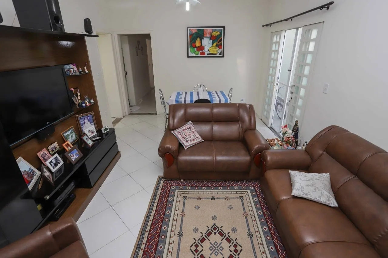 Imagem Casa à venda 3 Quartos, 1 Suite, 3 Vagas, 250M², Vila Suiça, Pindamonhangaba - SP