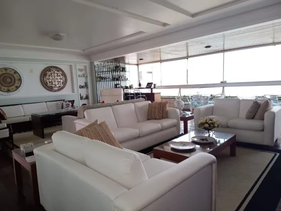 Foto do imóvel Apartamento de 270m² à venda, com 4 quartos (1 suíte), localizado em Piedade, Jaboatão dos Guararapes - Pernambuco.