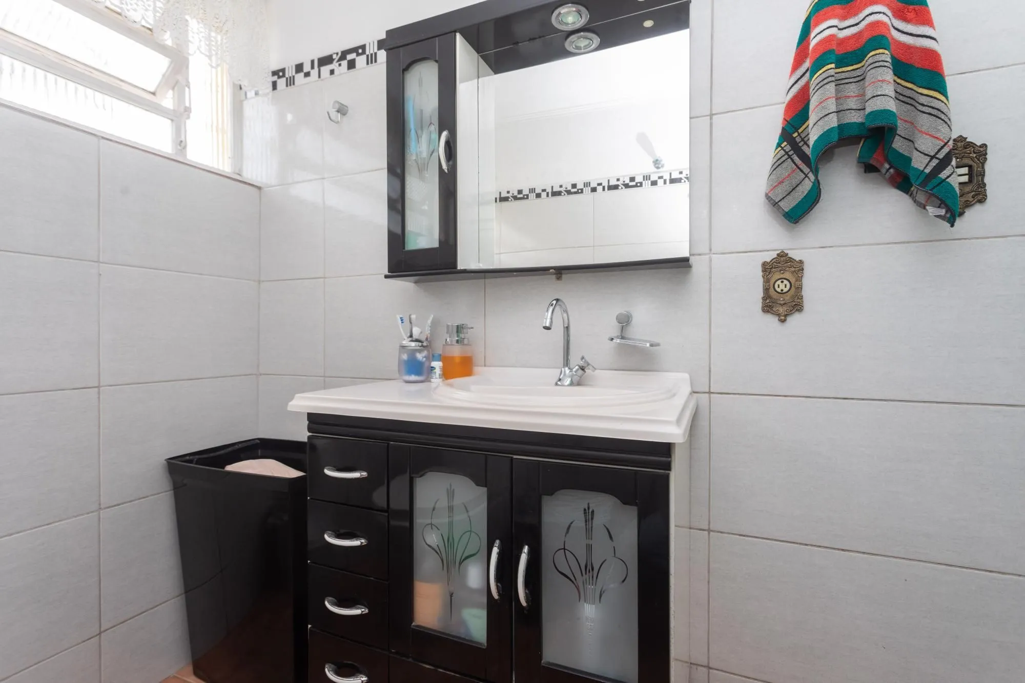 Imagem Casa com piscina e 470m2 no Chácara das Pedras