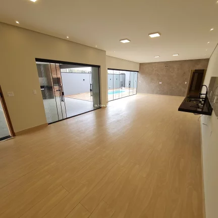 Imagem OPORTUNIDADE Casa com piscina Condomínio em Indaiatuba-SP