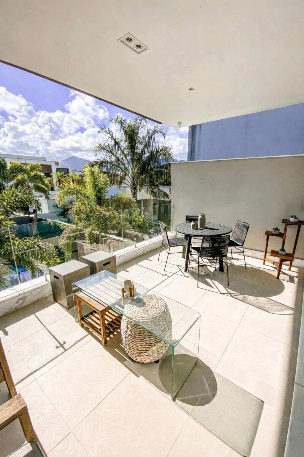 Imagem Casa de condomínio para alugar em Rio de Janeiro, Barra da Tijuca, com 5 quartos, 604m2