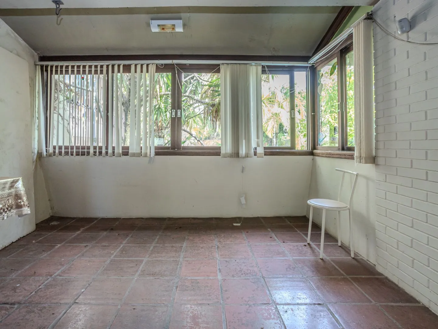 Imagem Casa sobrado no Menino Deus de 3 dormitórios e 3 vagas