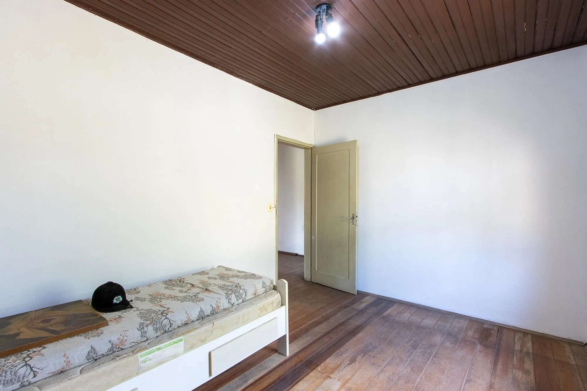 Imagem Casa para Venda - 160m², 3 dormitórios, 3 vagas - Ipanema
