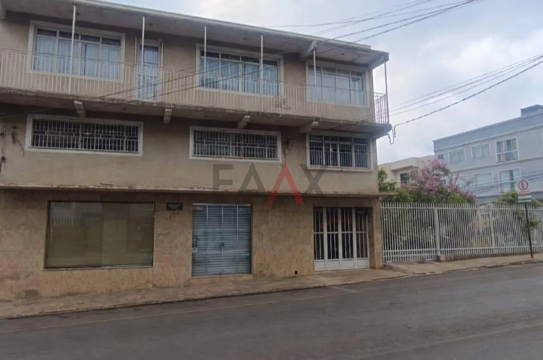 Foto do imóvel Sala Comercial Espaçosa no Centro Ideal para Escritório ou Consultório