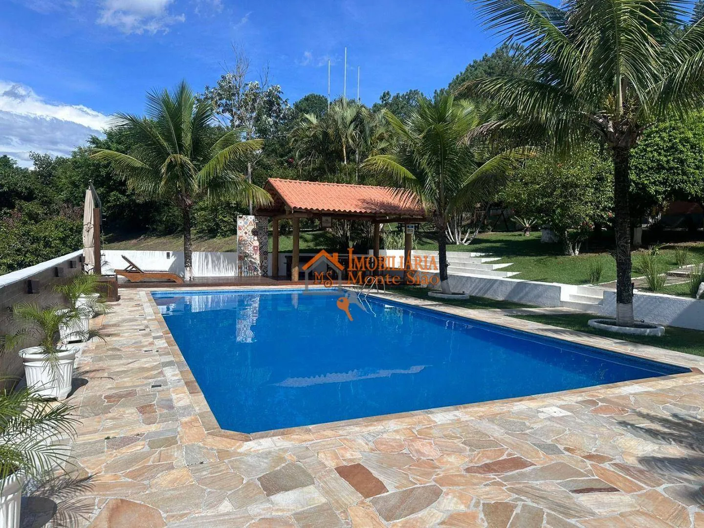 Imagem Sítio com 6 dormitórios à venda, 36000 m² por R$ 2.502.750,00 - Colônia Agrícola Itapeti - Mogi das Cruzes/SP