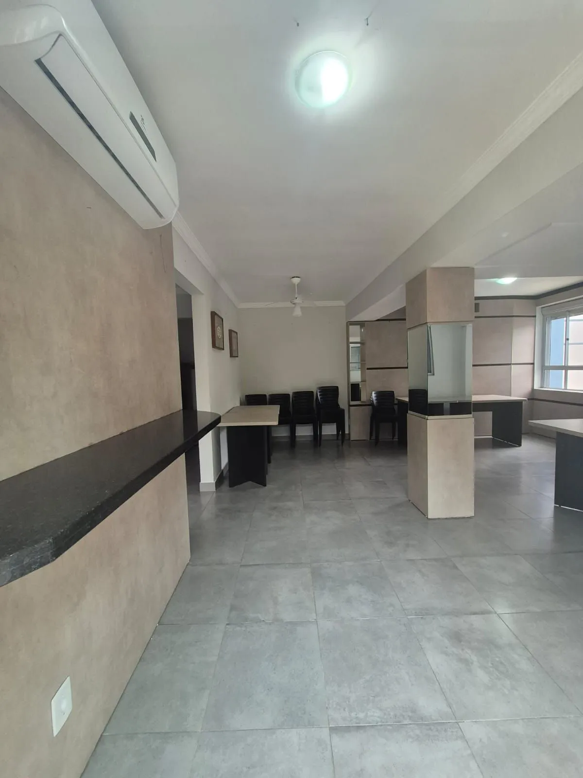 Imagem Apartamento com 2 quartos, vaga, elevador e piscina no bairro Nonoai