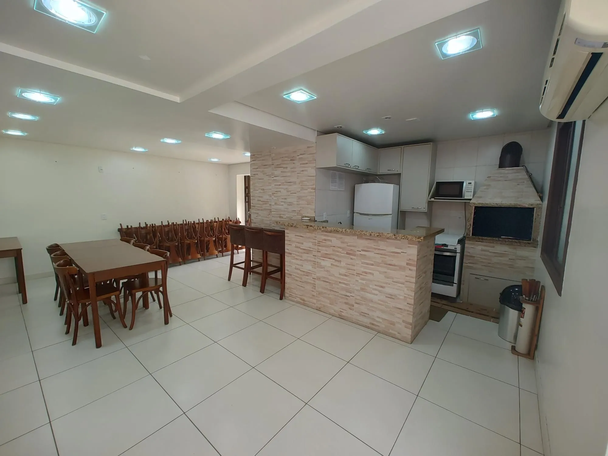 Imagem Apartamento 2 dormitórios com sacada próximo à PUCRS