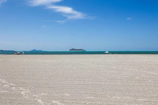 Imagem Diferenciado com 4 dormitórios à venda sendo 4 suítes, 288 m² por - R$ 12.900.000,00 - Centro - Bal. Camboriú/SC