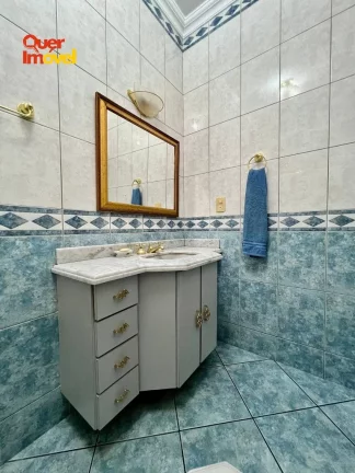 Imagem Casa à Venda em Ribeirão Preto-SP, Bairro Ipiranga: 4 Quartos, 2 Suítes, 1 Sala, 4 Banheiros, 5 Vagas, 220m²!