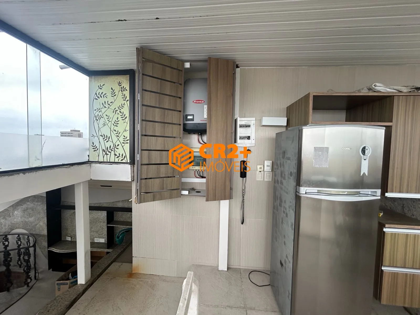 Imagem Vendo Luxuosa Cobertura Triplex 475m² | Privacidade e Conforto no Espinheiro