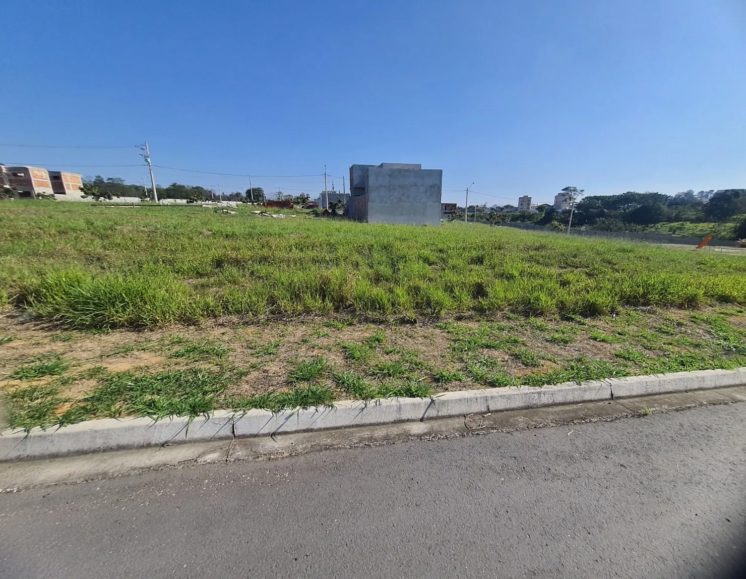 Imagem Terreno à venda no Condomínio Bosque da Imperatriz