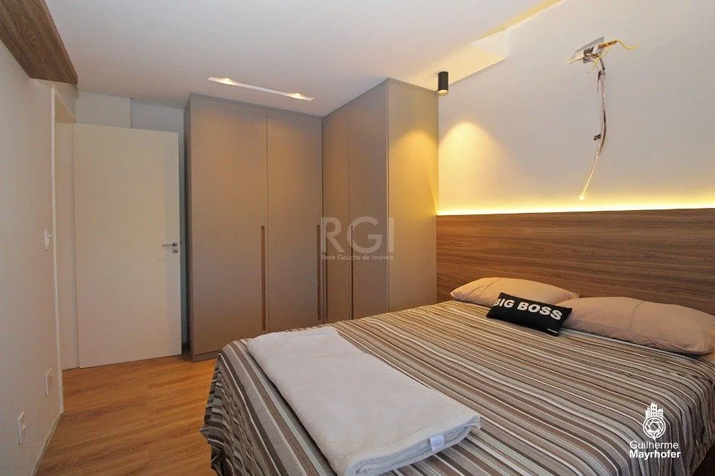 Imagem Apartamento para Venda - 67m², 2 dormitórios, Cristal