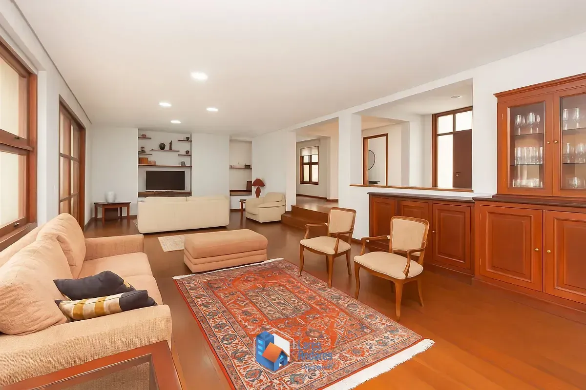 Imagem Sobrado para venda em Vila Ida com 4 quartos, sendo 4 suítes, 426m²