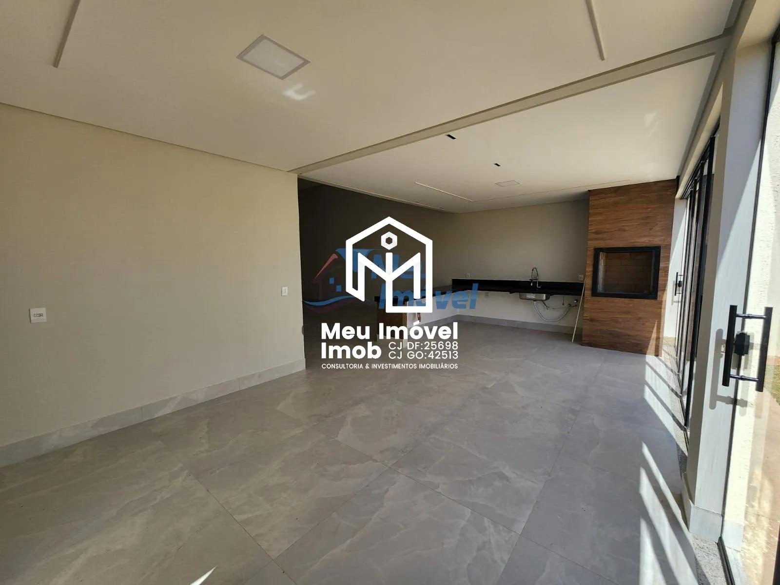 Imagem Casa 3 Quartos 1 Suíte 2 Vagas 187m² Churrasqueira Luziânia