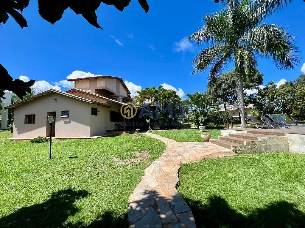Imagem SOBRADO DE ALTO PADRÃO À VENDA | RESIDENCIAL ALTO DA BOA VISTA - SENADOR CANEDO/GO