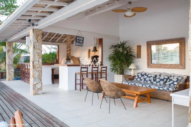 Imagem Casa Frente Mar para Temporada em Armação dos Búzios / RJ no bairro Manguinhos
