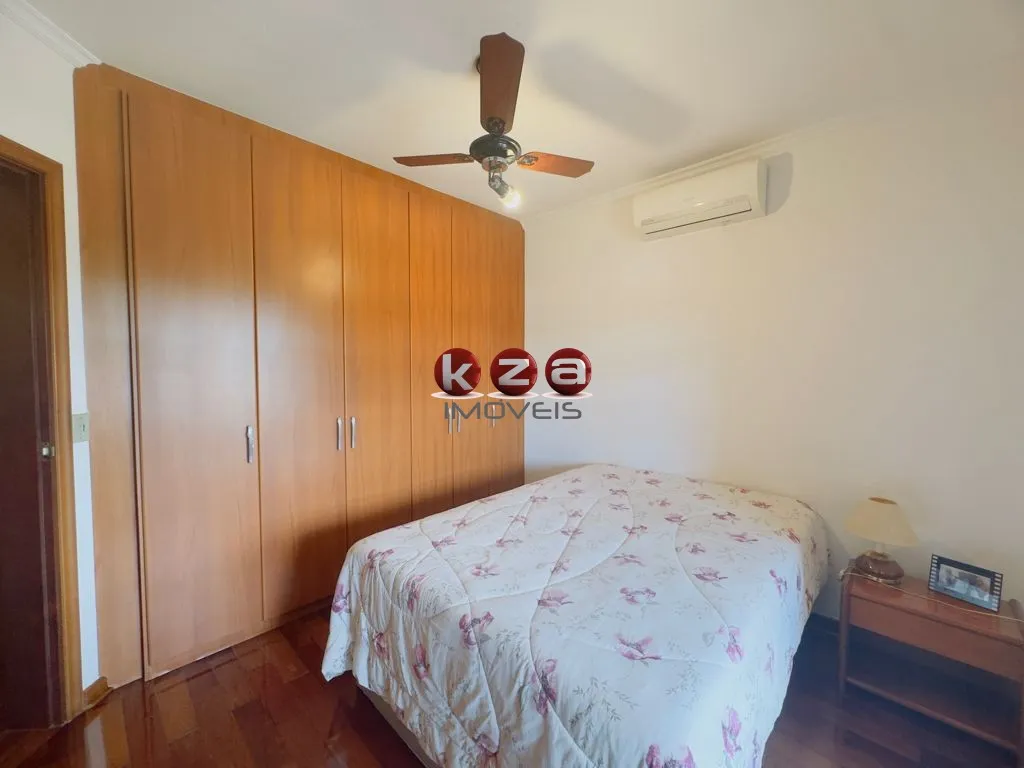 Imagem Casa de luxo à venda em Valinhos-SP no Condomínio Terras do Caribe: 3 quartos, 1 suite, 3 salas, 5 banheiros, 2 vagas e piscina, 289m².