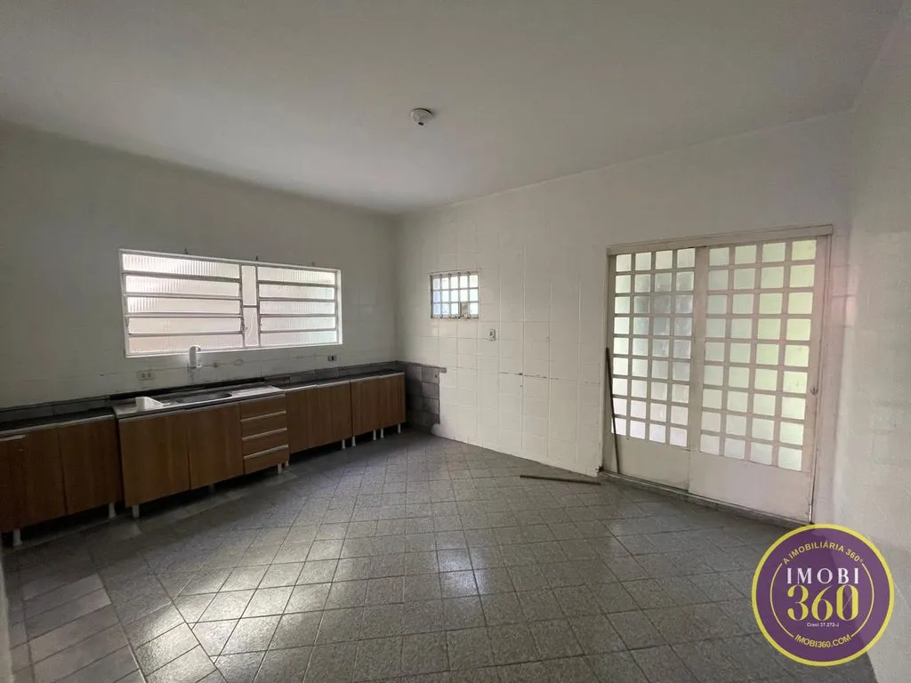 Imagem Sobrado com 03 quartos e suíte com 03 vagas no Jardim nossa Senhora do Carmo