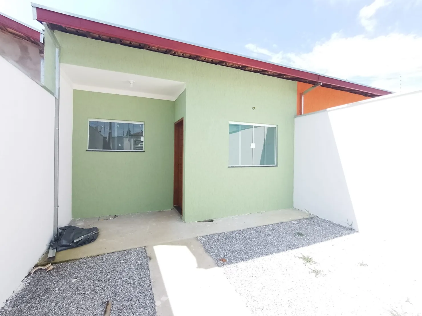 Imagem Casa à venda 3 Quartos, 1 Suite, 2 Vagas, 137.5M², Jardim Oásis, Taubaté - SP