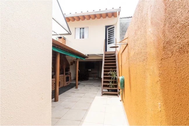 Imagem Casa Charmosa e Acolhedora no Jardim Pirituba, com Área Gourmet Completa e Suíte com Varanda Privativa